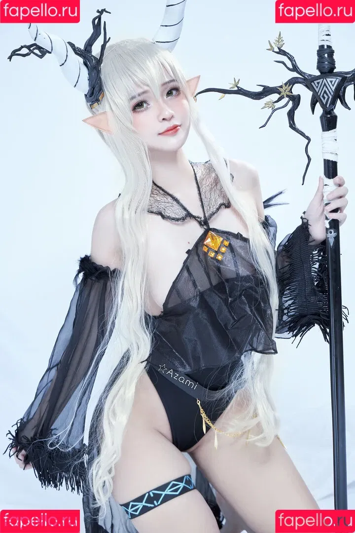 Azami San Onlyfans Photo Gallery 