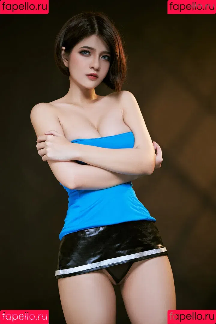 Azami San Onlyfans Photo Gallery 