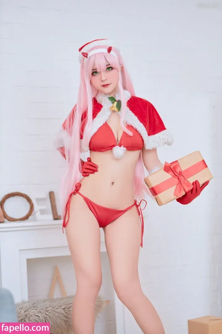 Azami San Onlyfans Photo Gallery 