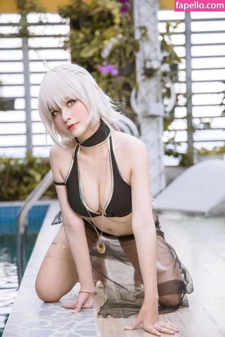 Azami San Onlyfans Photo Gallery 