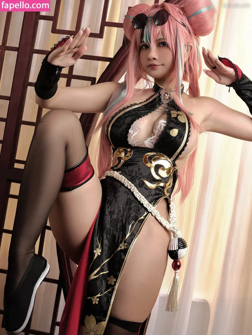 Azami San Onlyfans Photo Gallery 