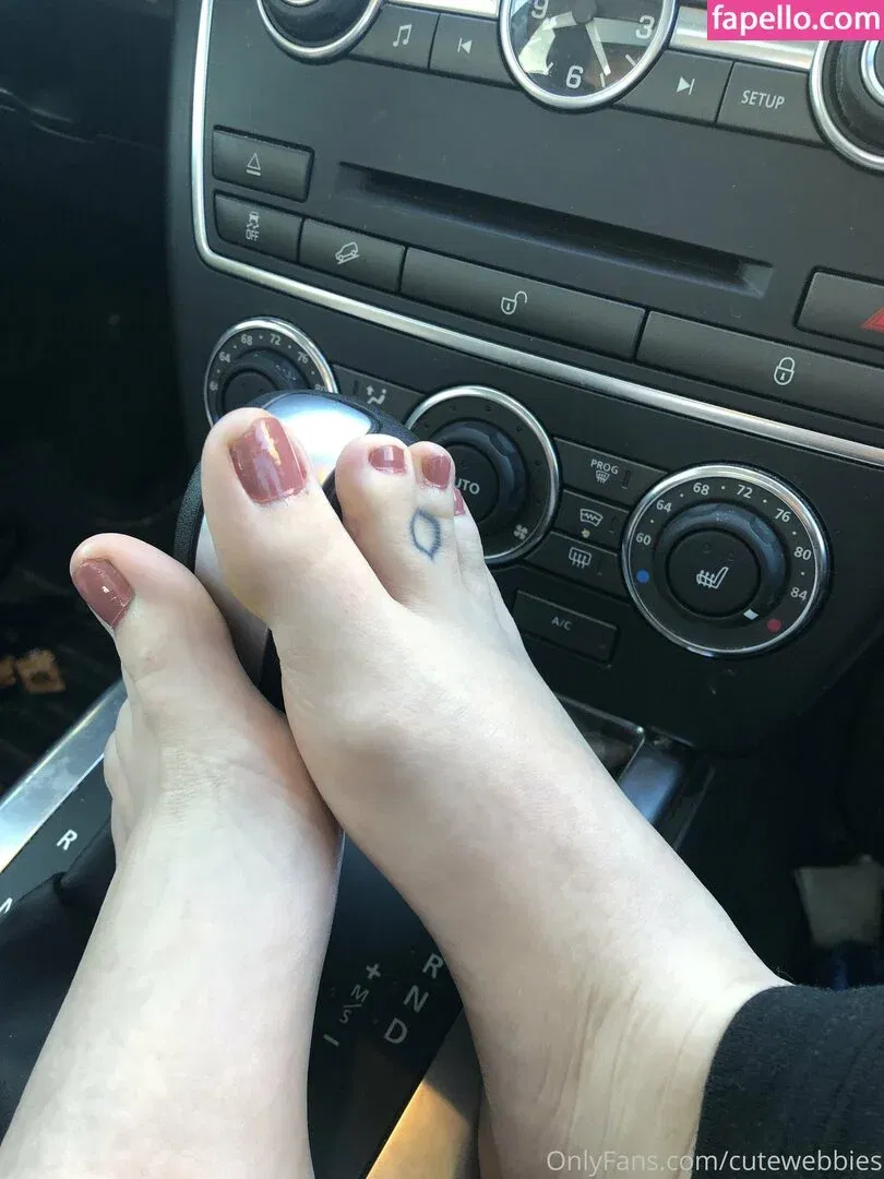 cutewebbies Onlyfans Photo Gallery 