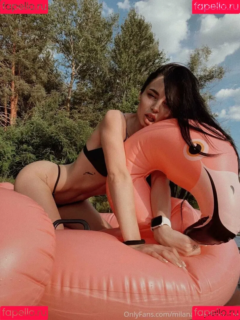 milana.moor Onlyfans Photo Gallery 