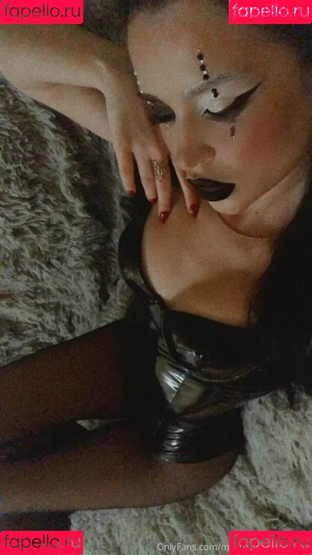 milana.moor Onlyfans Photo Gallery 