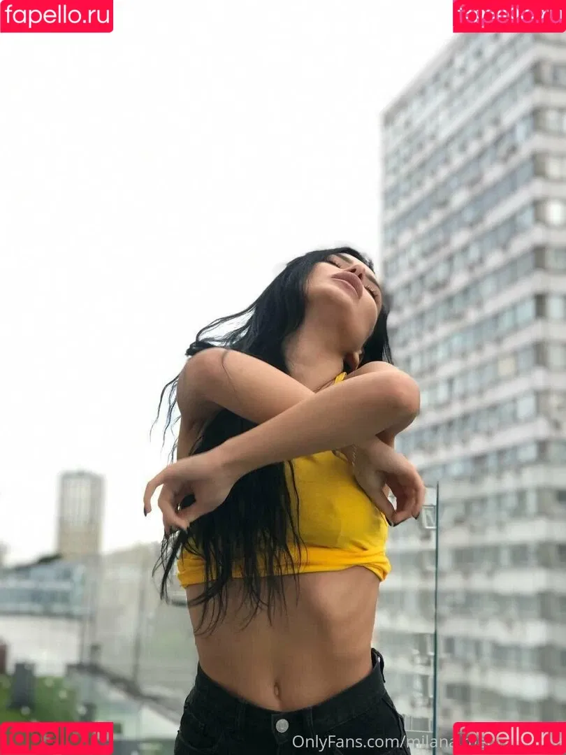 milana.moor Onlyfans Photo Gallery 