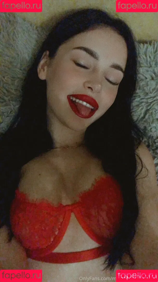milana.moor Onlyfans Photo Gallery 