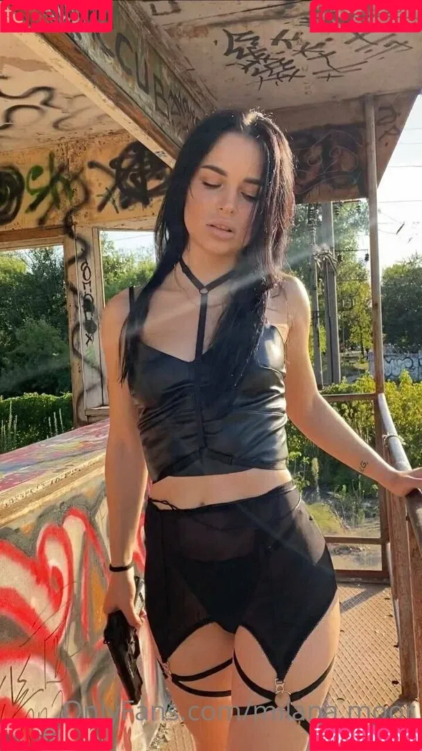 milana.moor Onlyfans Photo Gallery 