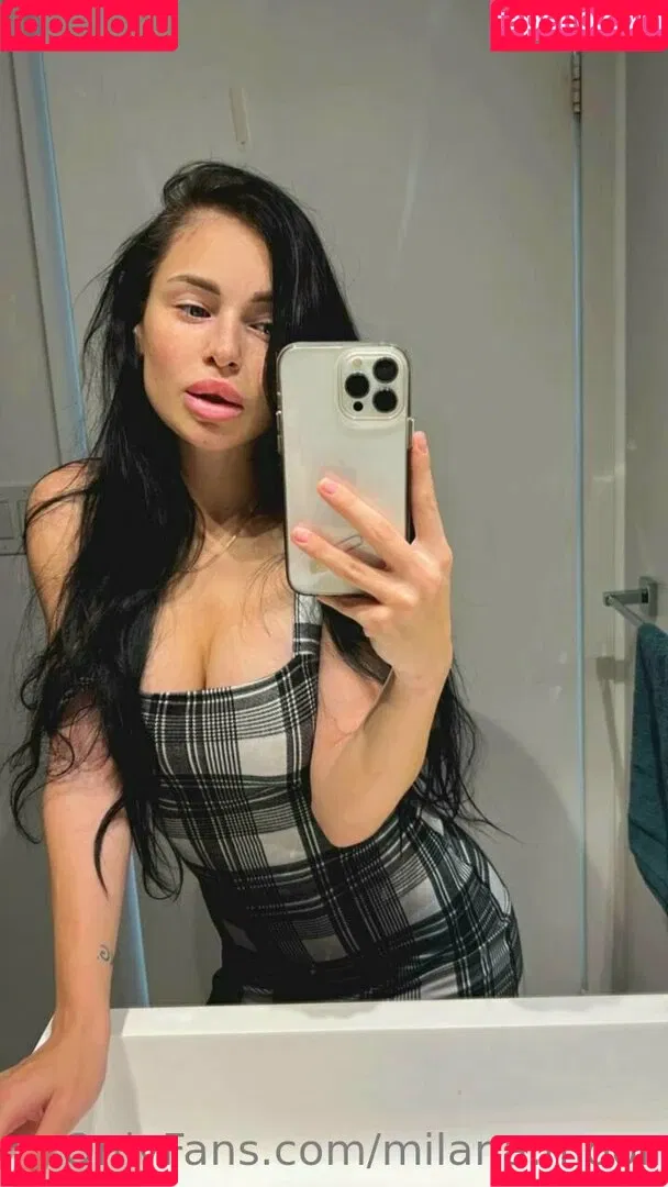milana.moor Onlyfans Photo Gallery 