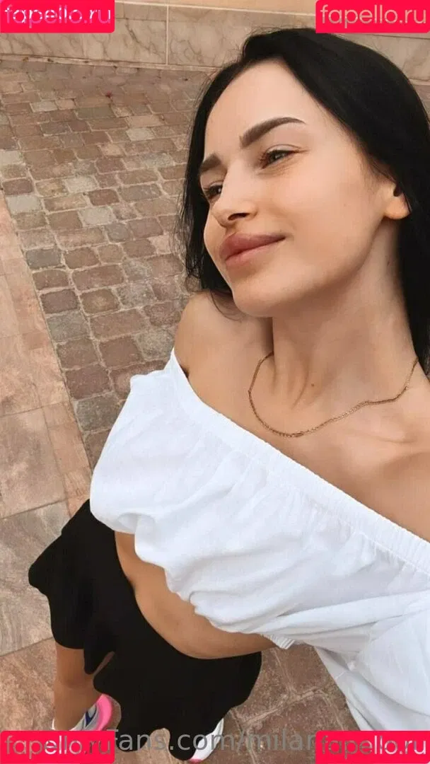 milana.moor Onlyfans Photo Gallery 
