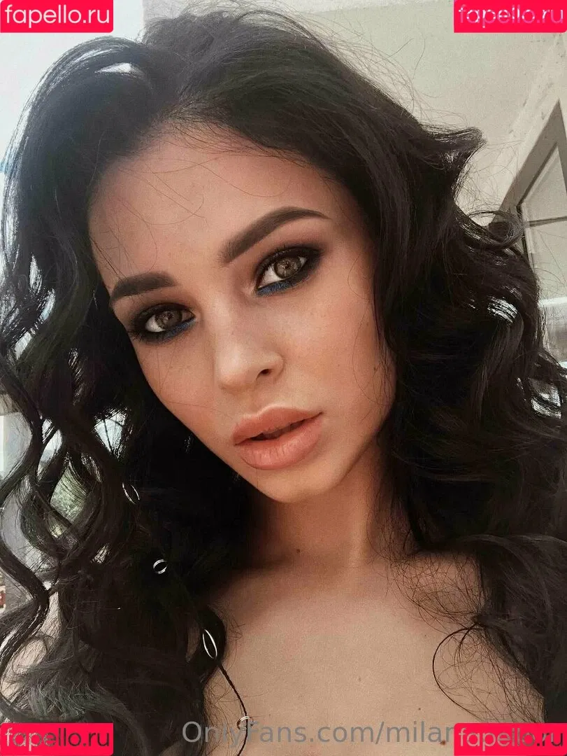 milana.moor Onlyfans Photo Gallery 