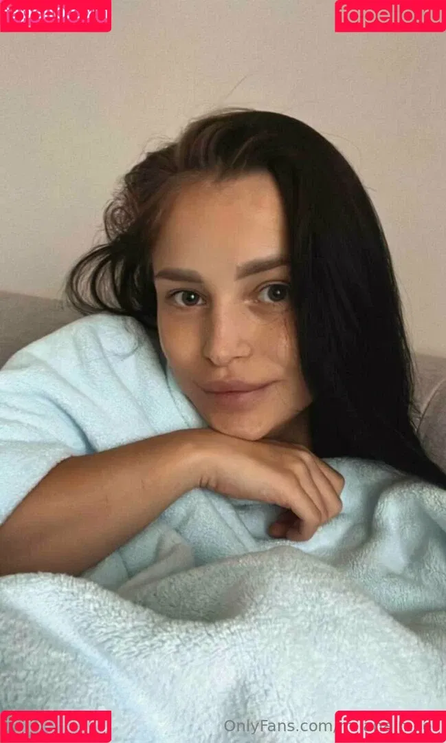 milana.moor Onlyfans Photo Gallery 