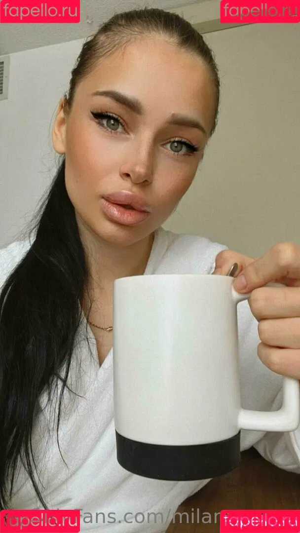 milana.moor Onlyfans Photo Gallery 