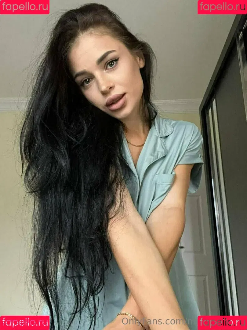 milana.moor Onlyfans Photo Gallery 