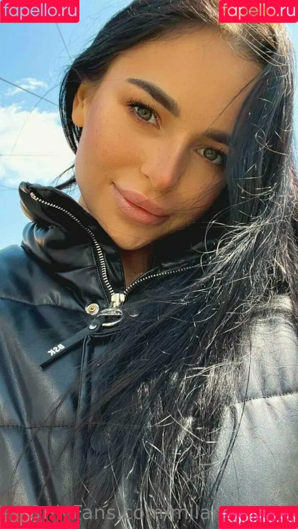 milana.moor Onlyfans Photo Gallery 