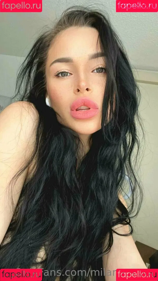 milana.moor Onlyfans Photo Gallery 