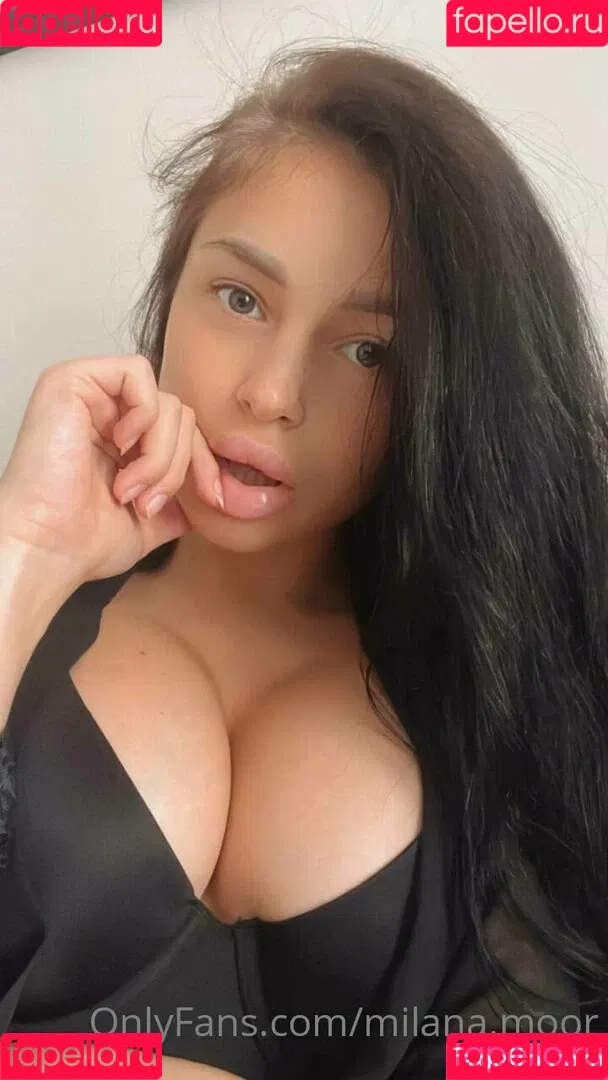 milana.moor Onlyfans Photo Gallery 