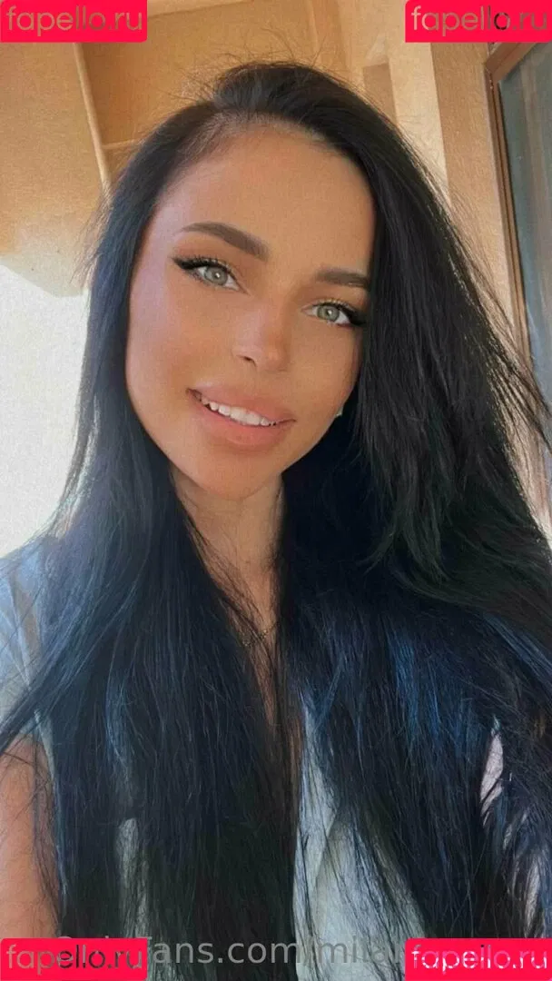 milana.moor Onlyfans Photo Gallery 