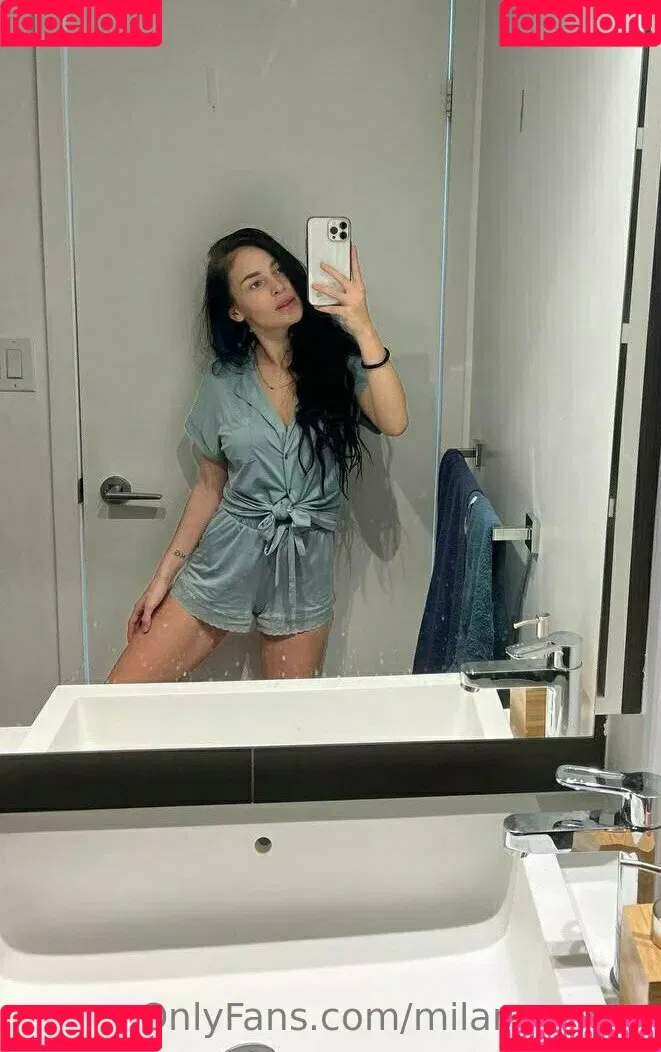 milana.moor Onlyfans Photo Gallery 