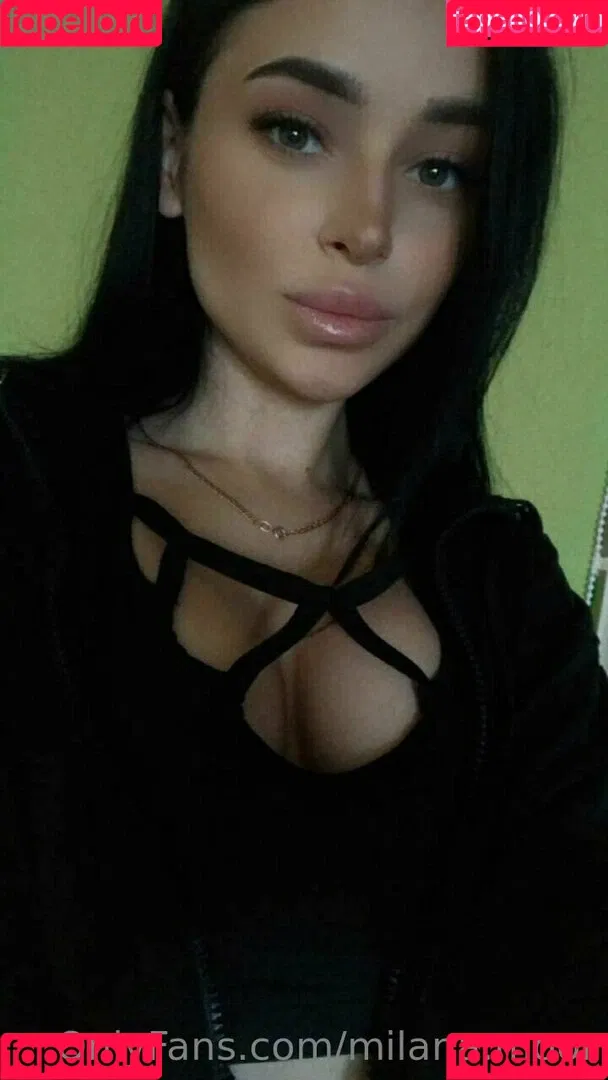 milana.moor Onlyfans Photo Gallery 
