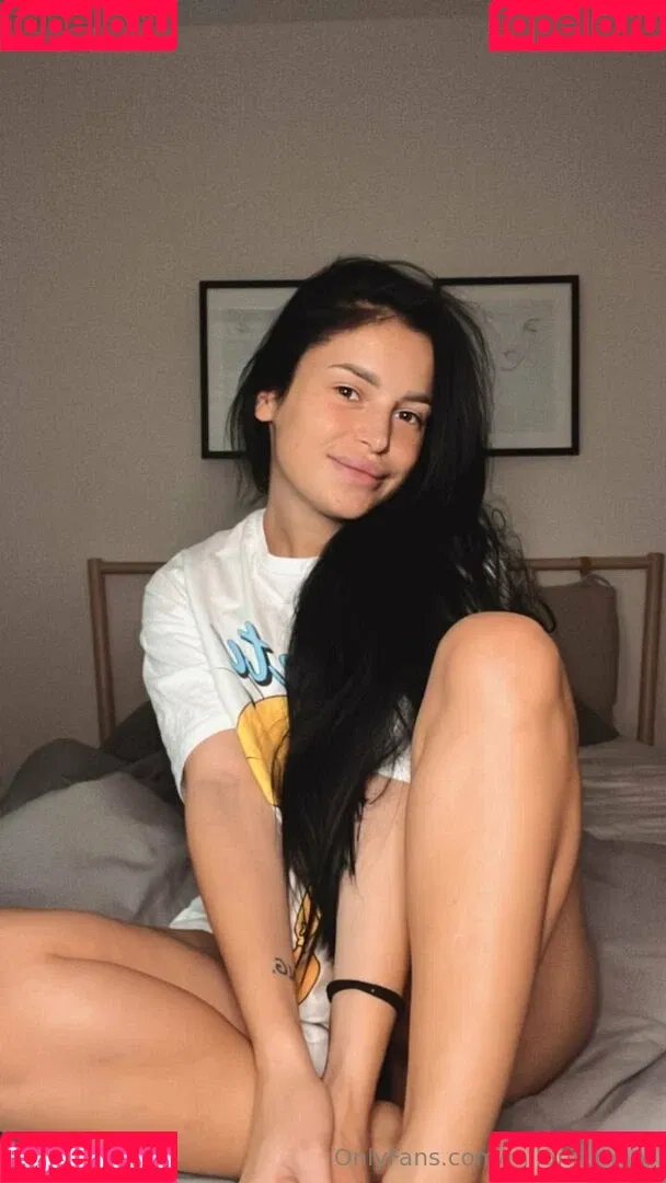 milana.moor Onlyfans Photo Gallery 