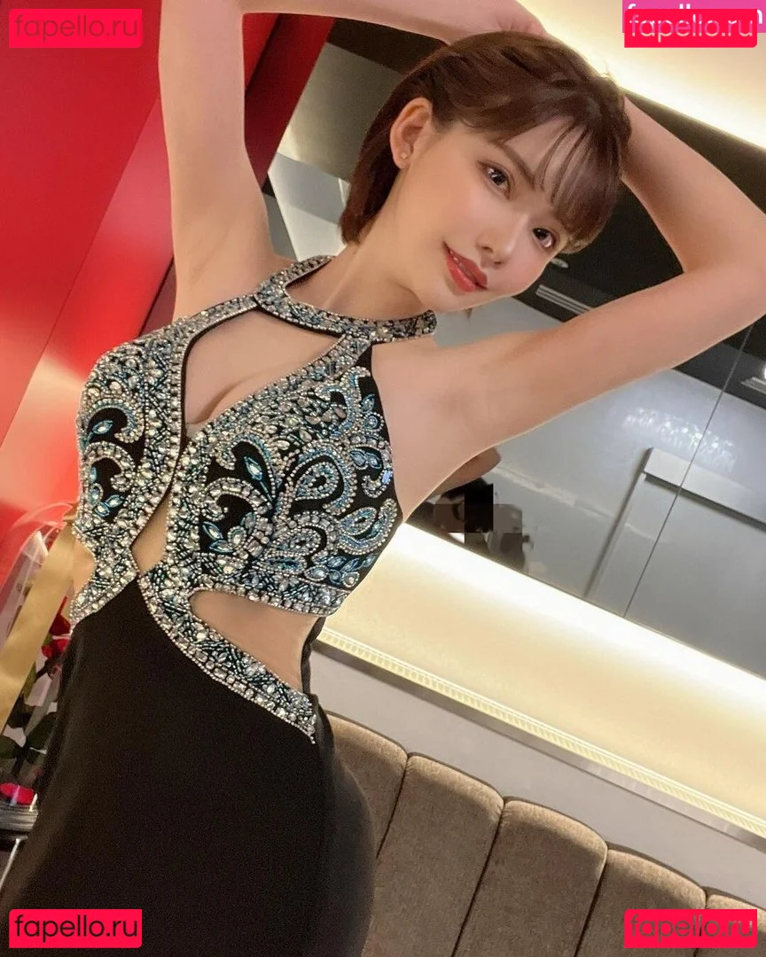 viki_doux Onlyfans Photo Gallery 