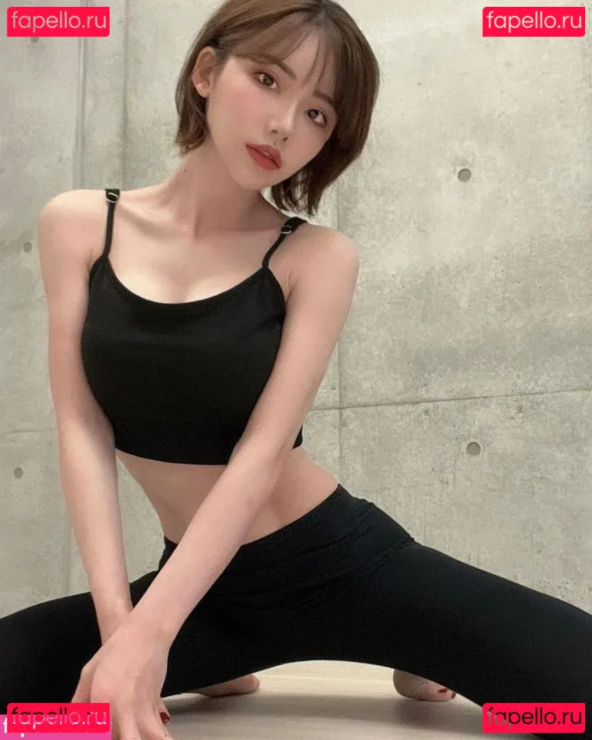 viki_doux Onlyfans Photo Gallery 