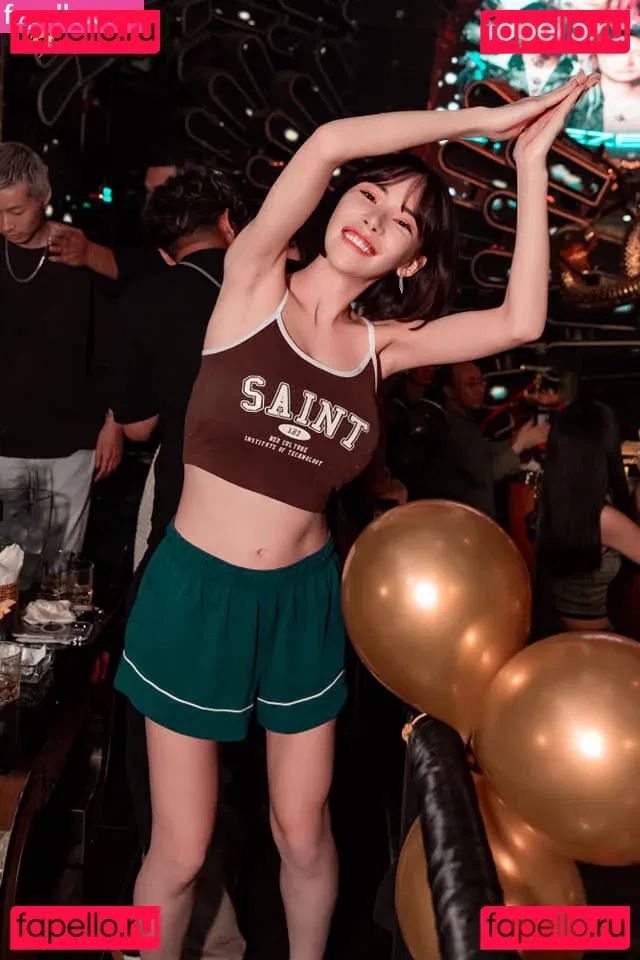 viki_doux Onlyfans Photo Gallery 