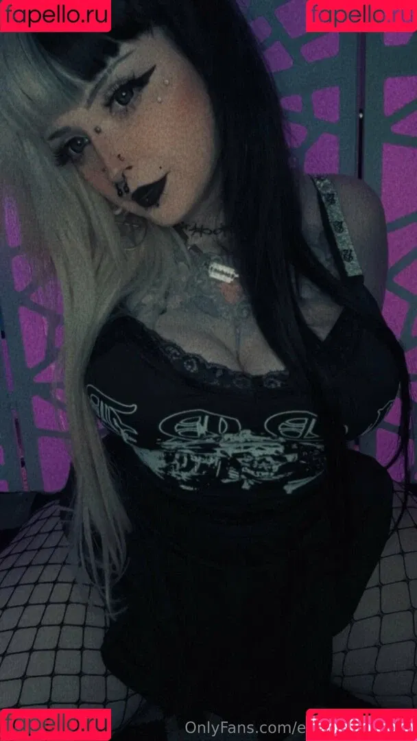 Emmamaybyte Onlyfans Photo Gallery 