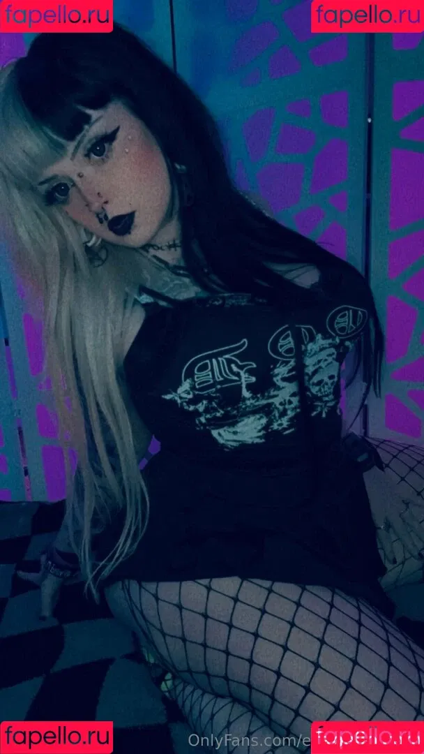Emmamaybyte Onlyfans Photo Gallery 