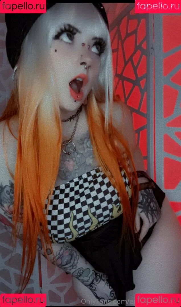 Emmamaybyte Onlyfans Photo Gallery 