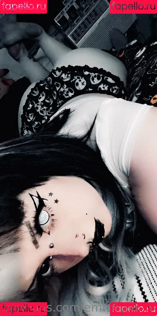 Emmamaybyte Onlyfans Photo Gallery 