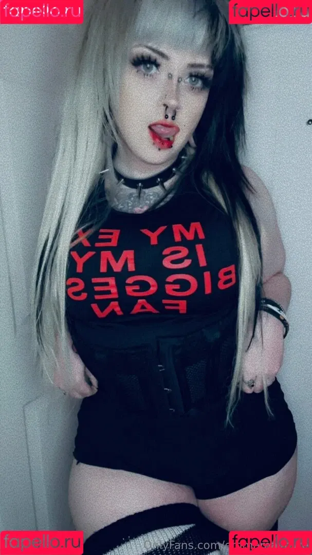 Emmamaybyte Onlyfans Photo Gallery 