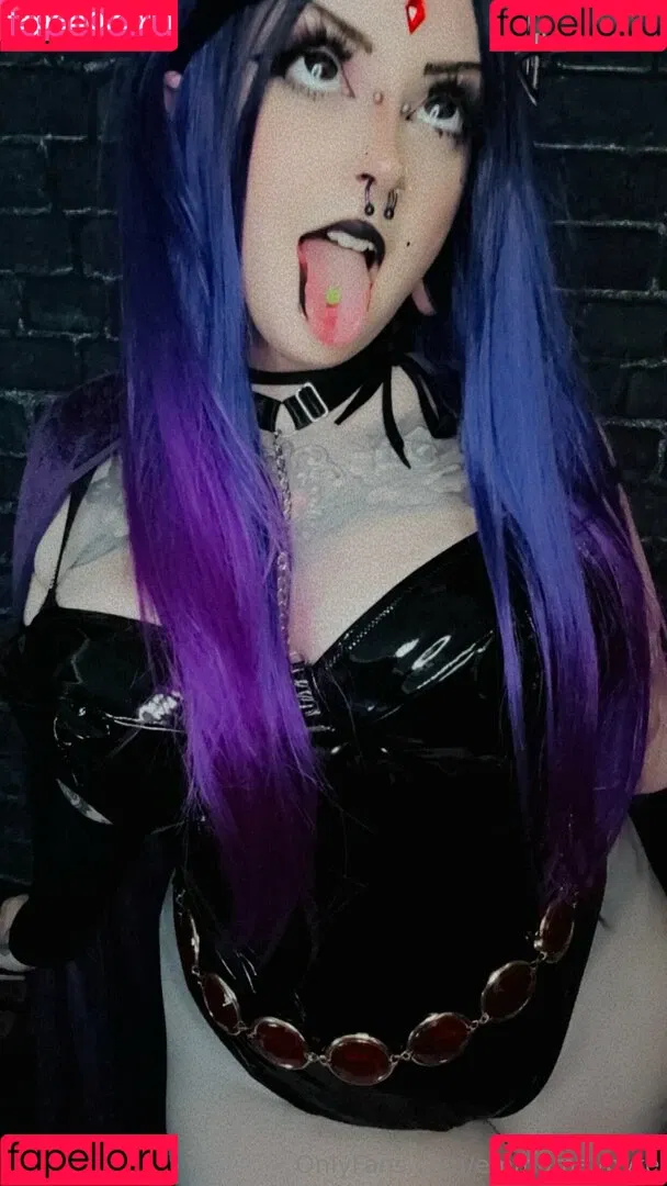 Emmamaybyte Onlyfans Photo Gallery 