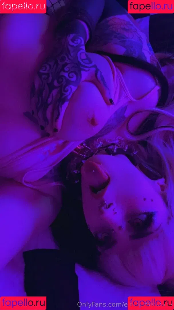 Emmamaybyte Onlyfans Photo Gallery 