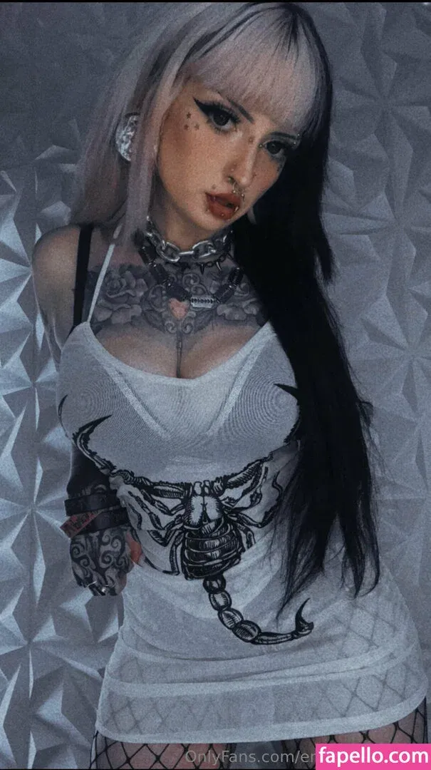 Emmamaybyte Onlyfans Photo Gallery 