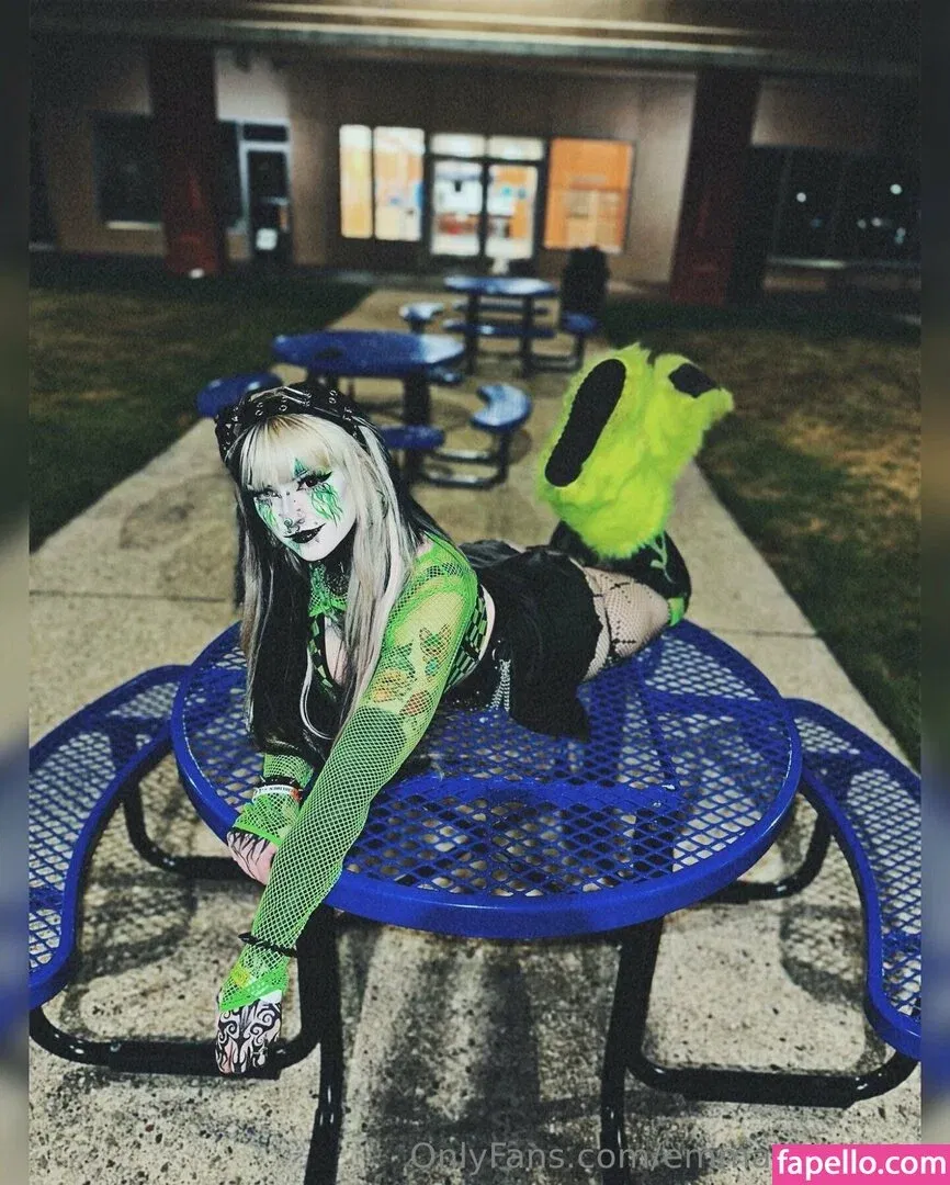 Emmamaybyte Onlyfans Photo Gallery 