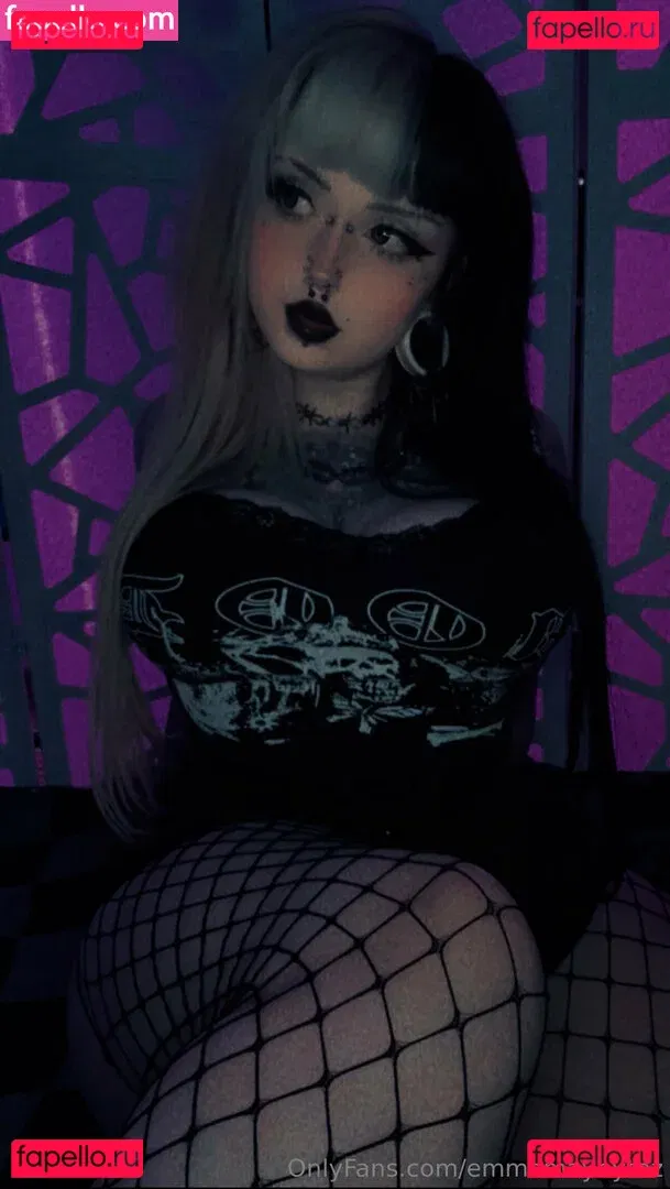 Emmamaybyte Onlyfans Photo Gallery 