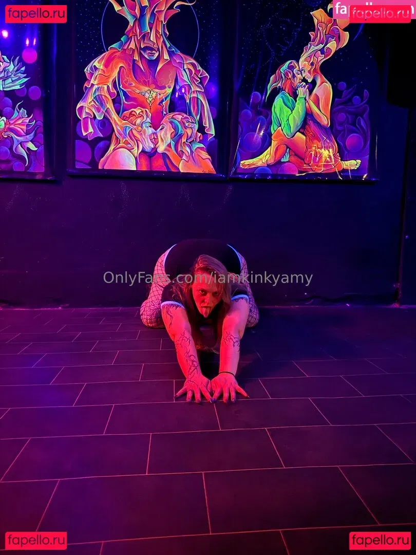 iamkinkyamy Onlyfans Photo Gallery 