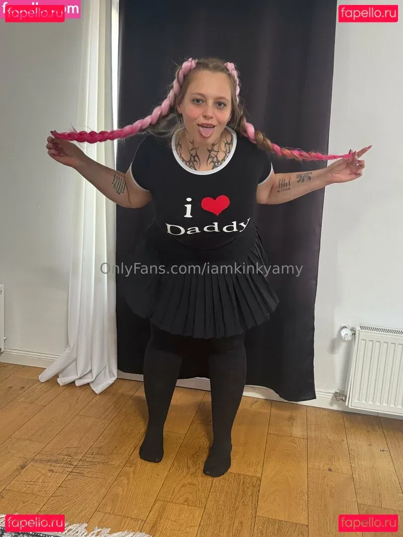 iamkinkyamy Onlyfans Photo Gallery 