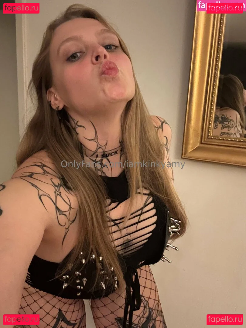 iamkinkyamy Onlyfans Photo Gallery 