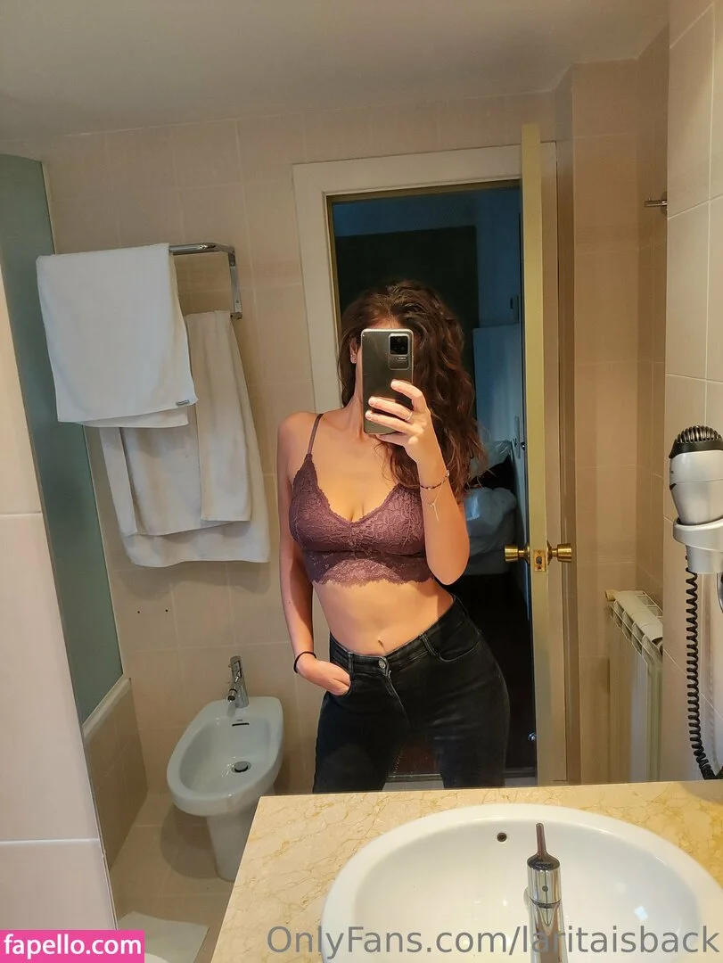 laritaisback Onlyfans Photo Gallery 