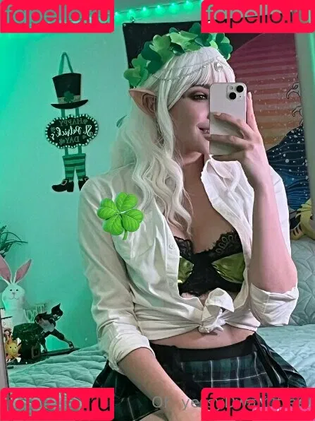 yessydwaifufree Onlyfans Photo Gallery 