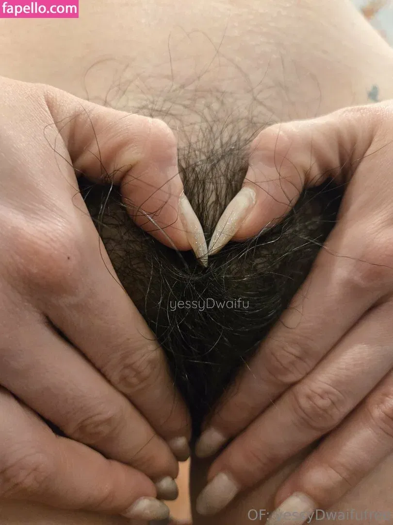 yessydwaifufree Onlyfans Photo Gallery 