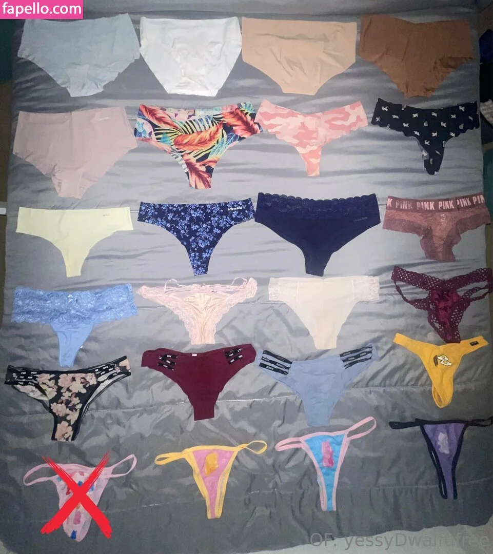 yessydwaifufree Onlyfans Photo Gallery 