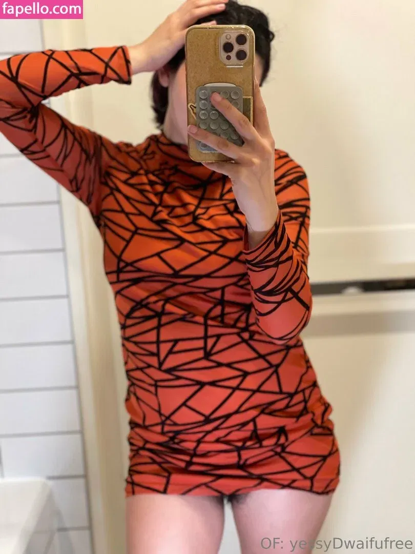 yessydwaifufree Onlyfans Photo Gallery 