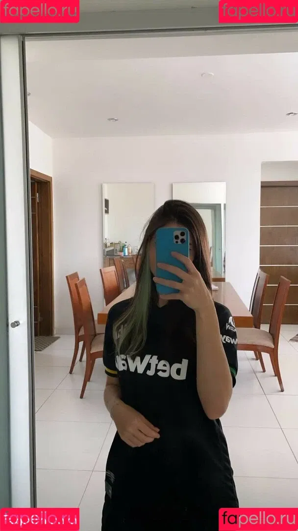 Yayahuz Onlyfans Photo Gallery 