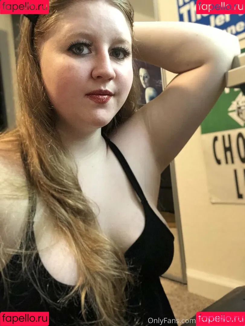 Catholicvirgin Onlyfans Photo Gallery 