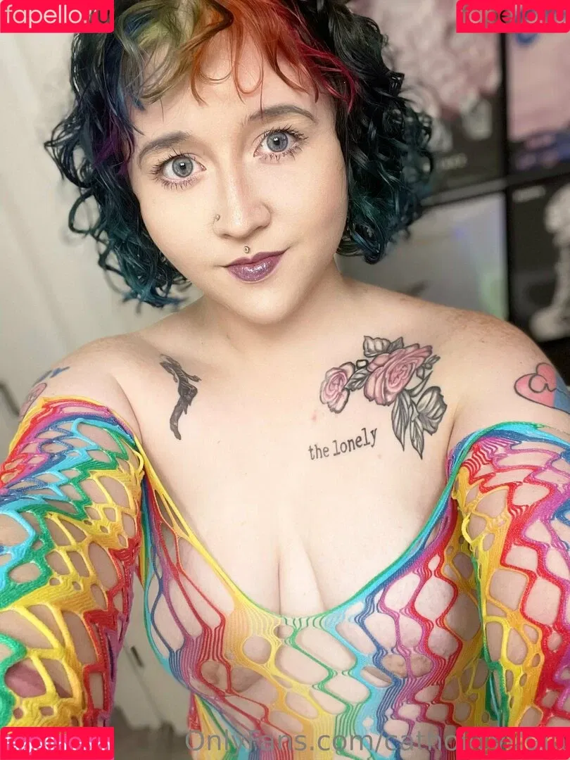 Catholicvirgin Onlyfans Photo Gallery 