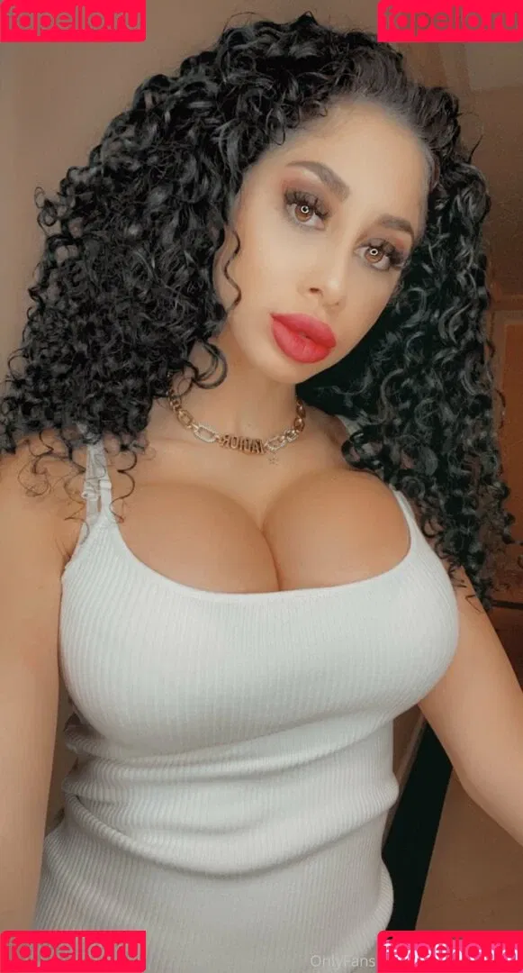 Brooklyn Benzz Onlyfans Photo Gallery 