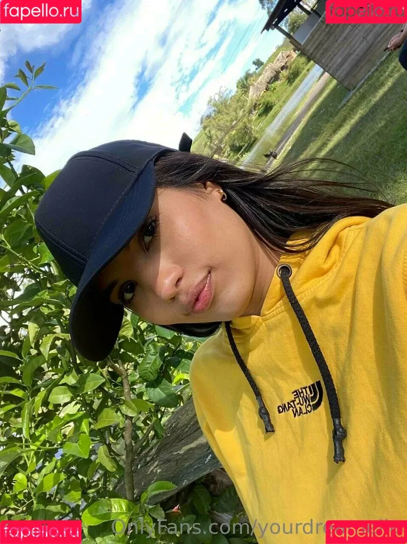 blueella Onlyfans Photo Gallery 
